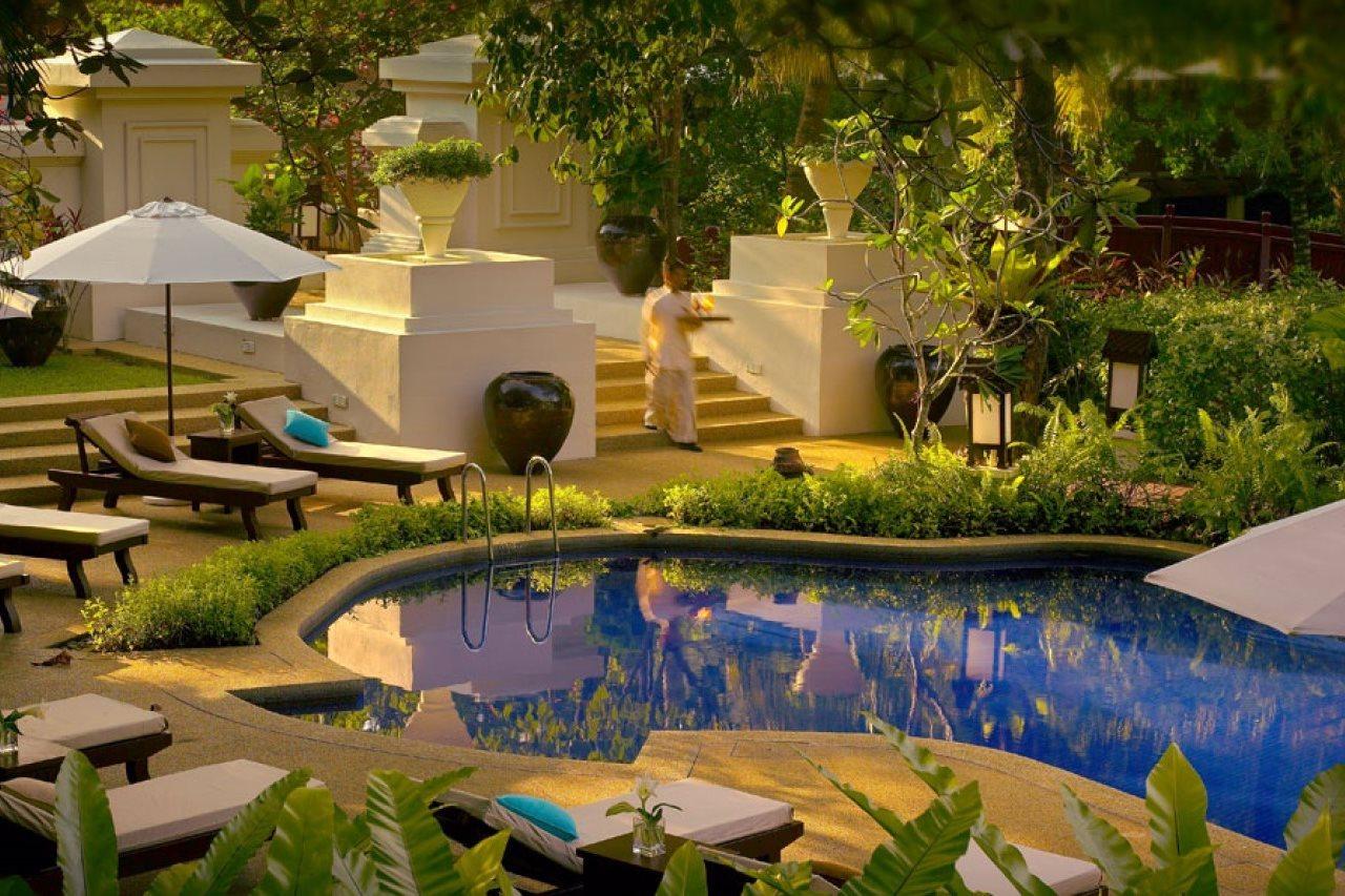 Tanjong Jara Resort, Terengganu - A Small Luxury Hotels Of The World Dungun Εξωτερικό φωτογραφία The pool at the Four Seasons Hotel, Kuala Lumpur