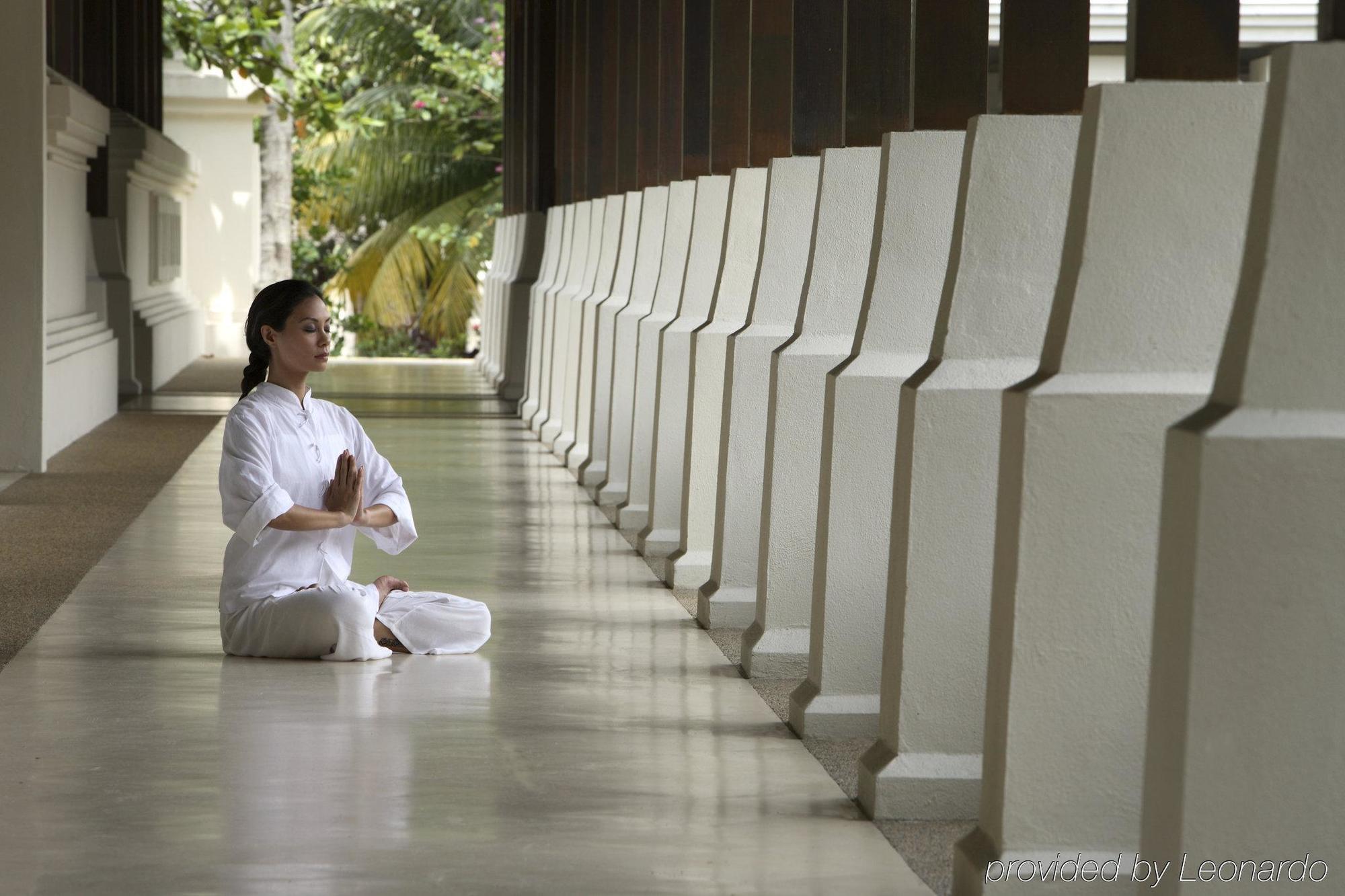 Tanjong Jara Resort, Terengganu - A Small Luxury Hotels Of The World Dungun Εξωτερικό φωτογραφία A woman meditating at the Four Seasons Hotel, Mumbai, India